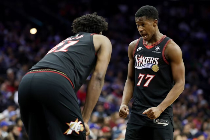 恩比德复出狂砍35分 美媒排名却跌至第50位