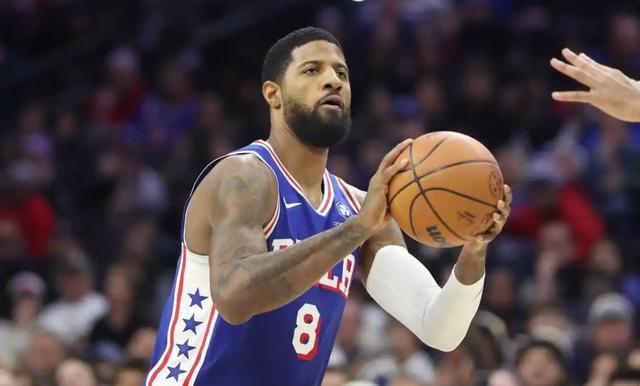 三巨头齐整助76人击退黄蜂，战绩追平老鹰暂列东