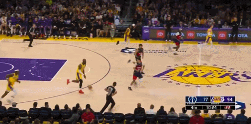 詹姆斯三双引领湖人狂胜奇才 三连胜刷新历史纪